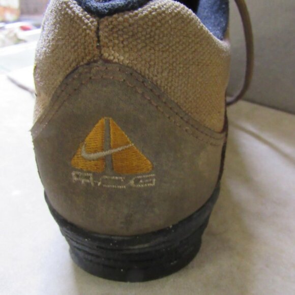Adidas ACG Women's Size 10 Running Shoes.  Tan. - Picture 2 of 5